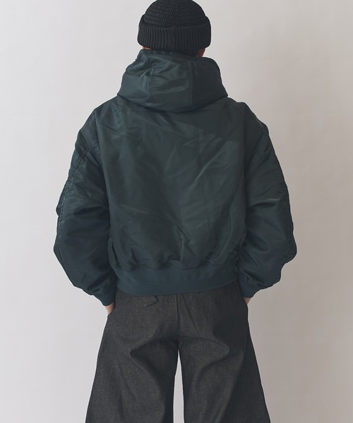 Lui's（ルイス）の「フーデッドボンバーブルゾン（ブルゾン・メンズ・ブラック/ダークグリーン・M/S）」の14枚目の写真
