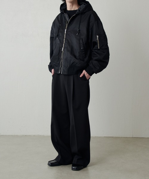 Lui's（ルイス）の「フーデッドボンバーブルゾン（ブルゾン・メンズ・ブラック/ダークグリーン・M/S）」の19枚目の写真