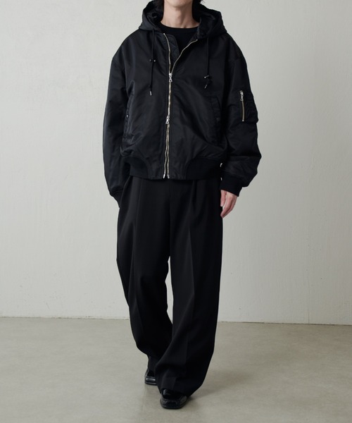 Lui's（ルイス）の「フーデッドボンバーブルゾン（ブルゾン・メンズ・ブラック/ダークグリーン・M/S）」の18枚目の写真