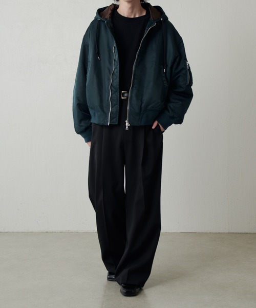 Lui's（ルイス）の「フーデッドボンバーブルゾン（ブルゾン・メンズ・ブラック/ダークグリーン・M/S）」の22枚目の写真