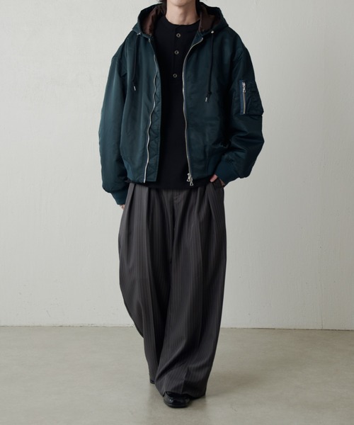 Lui's（ルイス）の「フーデッドボンバーブルゾン（ブルゾン・メンズ・ブラック/ダークグリーン・M/S）」の20枚目の写真