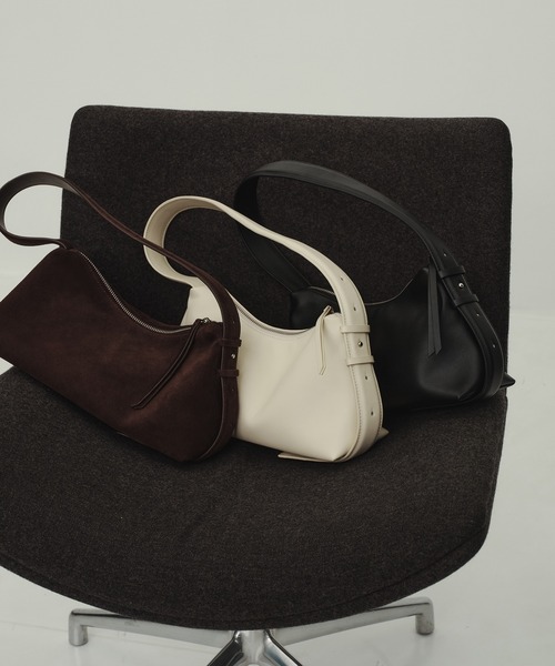 Leather Shoulder Bag/レザーショルダーバッグ/横長バッグ