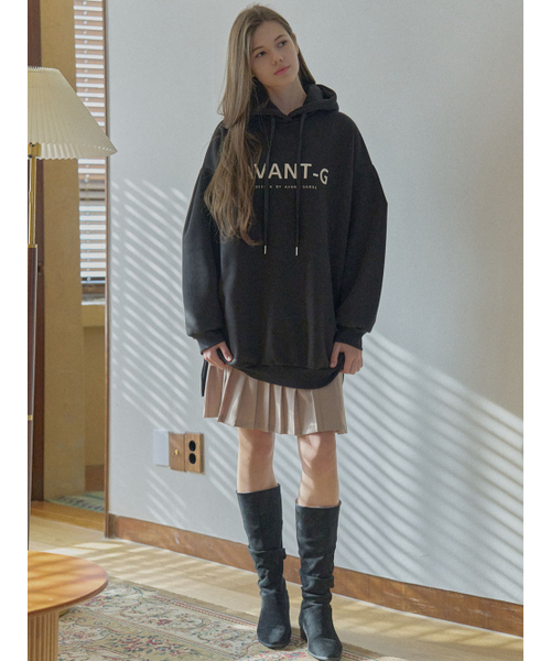 AVANT-G(アバン)の「ロゴフードロングTシャツ - ブラック(裏起毛)(パーカー・レディース・ブラック/チャコール・FREE)」の4枚目の写真