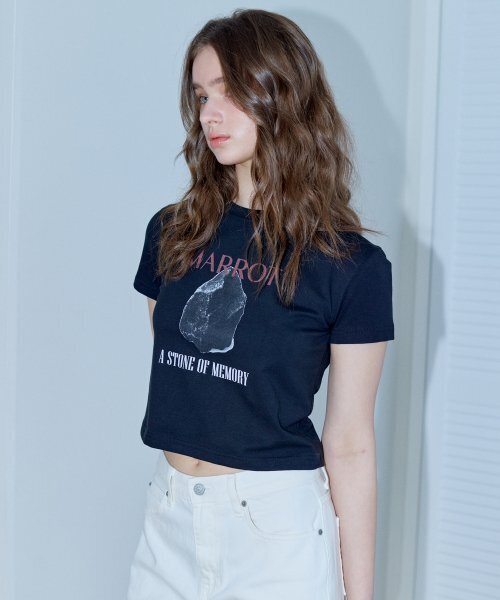MARROT(マロット)の「ストーンクロップTシャツ_ブラック(Tシャツ/カットソー・レディース・その他・FREE)」の2枚目の写真