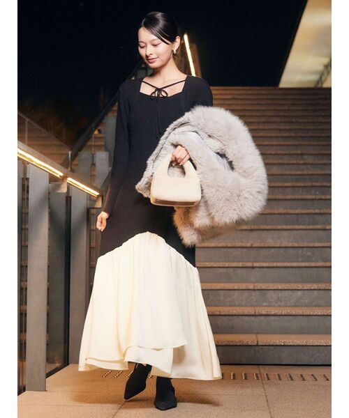 LAGUNAMOON(ラグナムーン)の「ボレロレイヤードニットドッキングワンピース(ワンピース・レディース・ベージュ/ブラック・MEDIUM/SMALL)」の6枚目の写真