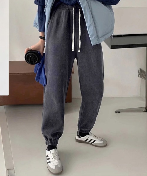 by LEGNA(バイレグナ)の「裏起毛 コーデュロイ ジョガーパンツ(その他パンツ・レディース・グレー/アイボリー/ブラック/ダークブラウン/ベージュ・XL-Long/L-Long/M-Long/X-LARGE/LARGE/MEDIUM)」の7枚目の写真