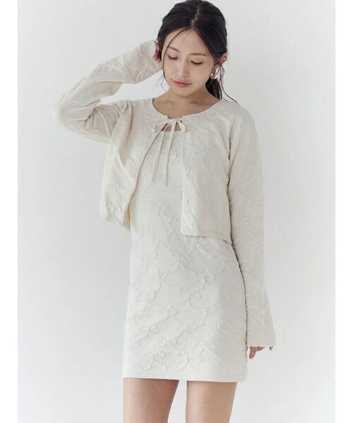 CALNAMUR（カルナムール）の「リボンジャガードカーディガン（カーディガン/ボレロ・レディース・ライトブルー/ピンク/アイボリー・FREE）」の11枚目の写真