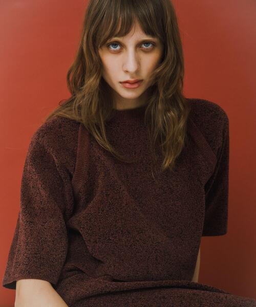 LAATO(ラート)の「jacquard shortsleeve knit(ニット/セーター・レディース・ダークグレー/ライトブラウン/ブラウン・FREE)」の3枚目の写真