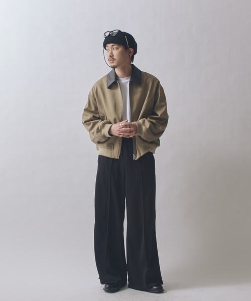 Lui's(ルイス)の「SURJENT ショートジップブルゾン(ブルゾン・メンズ・ベージュ/ブラック・2/1)」の11枚目の写真