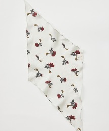 SHINYAKOZUKA（シンヤコヅカ）の「MOONED FLOWERS(ISSUE#8)（バンダナ/スカーフ）」