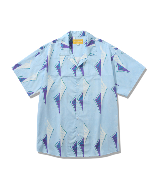 MAINBOOTH(メインブース)の「Weekend Half Shirts(SKY BLUE)(シャツ/ブラウス・レディース・その他・2/3)」の3枚目の写真