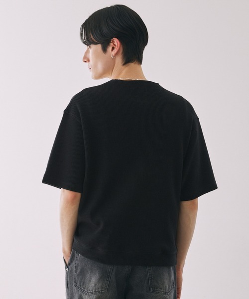 LUENNA（ルエナ）の「【LUENNA】Thermal Henley Neck T-Shirt / サーマルヘンリーネックTシャツ（Tシャツ/カットソー・メンズ・グレー/ブラック・S/M/L）」の12枚目の写真