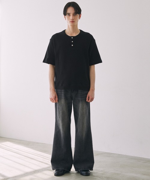 LUENNA（ルエナ）の「【LUENNA】Thermal Henley Neck T-Shirt / サーマルヘンリーネックTシャツ（Tシャツ/カットソー・メンズ・グレー/ブラック・S/M/L）」の14枚目の写真