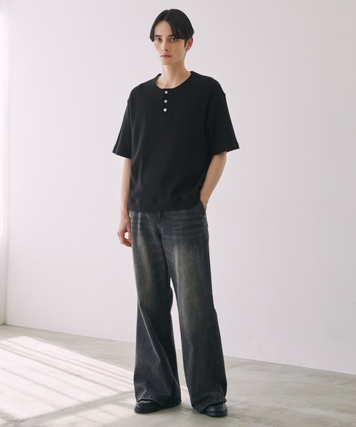 LUENNA（ルエナ）の「【LUENNA】Thermal Henley Neck T-Shirt / サーマルヘンリーネックTシャツ（Tシャツ/カットソー・メンズ・グレー/ブラック・S/M/L）」の15枚目の写真