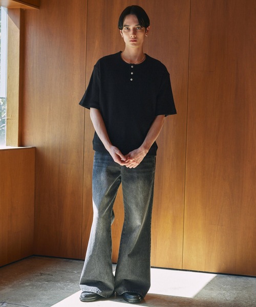 LUENNA（ルエナ）の「【LUENNA】Thermal Henley Neck T-Shirt / サーマルヘンリーネックTシャツ（Tシャツ/カットソー・メンズ・グレー/ブラック・S/M/L）」の22枚目の写真