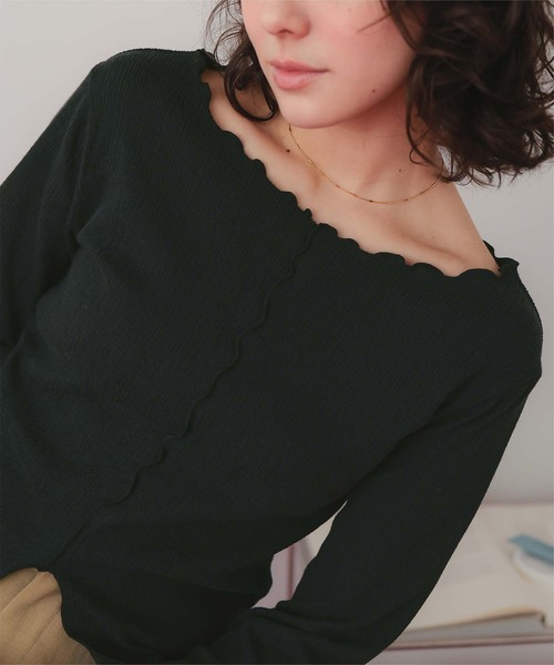 titivate(ティティベイト)の「スリットデザイントップス(Tシャツ/カットソー・レディース・ピンク/イエロー/ネイビー/アイボリー/ブラック/ブルー・L/M/S)」の16枚目の写真