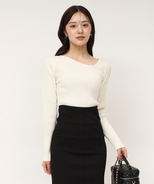 ROYAL PARTY（ロイヤルパーティー）の「ウォッシャブルアシメネック長袖ニットトップス（ニット/セーター・レディース・ピンク/ブルー/オフホワイト/ブラック/マルチ・FREE）」の2枚目の写真