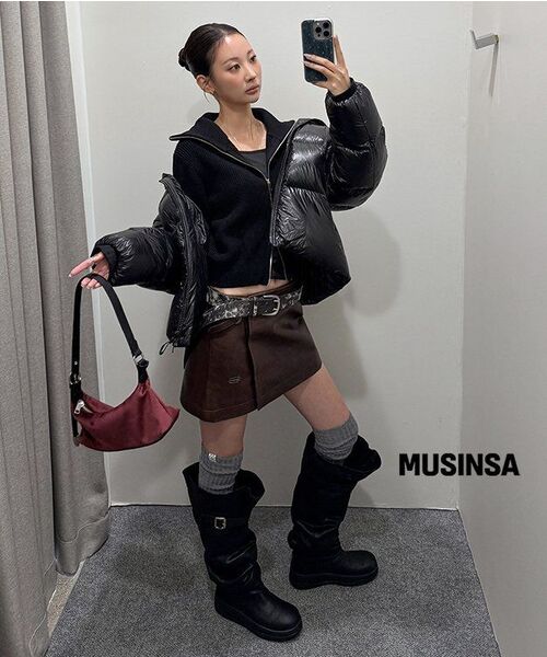MUSINSA STANDARD WOMAN（ムシンサスタンダードウーマン）の「[シティレジャー] ウィメンズシアリップストップフーデッドダウンショートパディングジャケット [ブラック]（ダウンジャケット/コート・レディース・その他・SMALL/MEDIUM/LARGE/X-SMALL）」の13枚目の写真