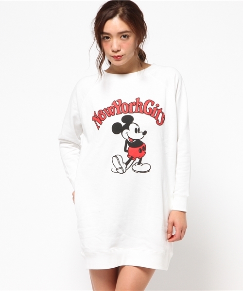 MOUSSY（マウジー）の「NEW YORK CITY MICKEY OPJ（ワンピース・レディース・カーキ/ブラック/トップグレー/キャメル/ホワイト・FREE）」の2枚目の写真