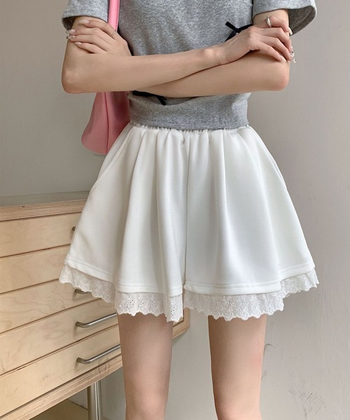 c.u.l（シーユーエル）の「レース フリル タック入りショートパンツ culw903（その他パンツ・レディース・ブラック/ホワイト/グレー・S/M）」の9枚目の写真