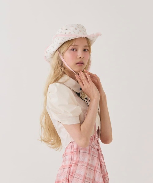 kaorinomori(カオリノモリ)の「kaorinomori プラーハット ロア / カオリノモリ(ハット・レディース・ブラック/ライトブルー/ホワイト・M/57.5cm)」の1枚目の写真