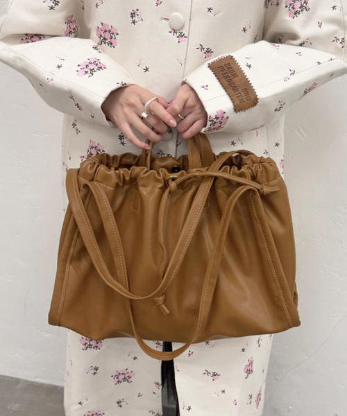 EDIT. FOR LULU（エディットフォールル）の「【HVISK/ヴィスク】brown big bag（クラッチバッグ・レディース・ブラウン・FREE）」の3枚目の写真