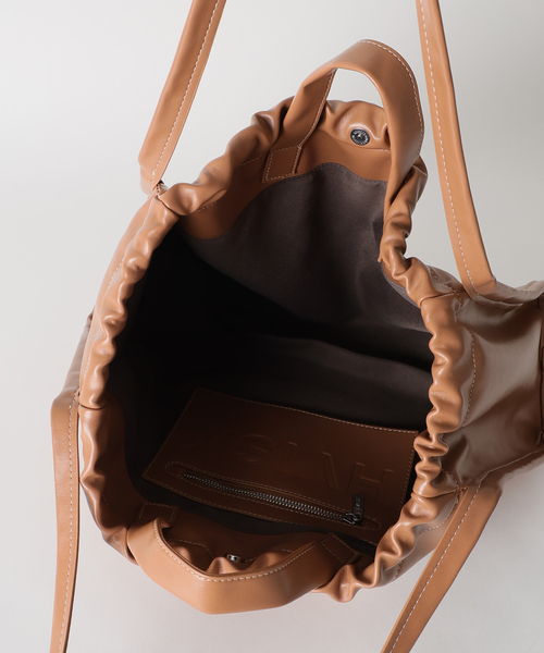 EDIT. FOR LULU（エディットフォールル）の「【HVISK/ヴィスク】brown big bag（クラッチバッグ・レディース・ブラウン・FREE）」の12枚目の写真