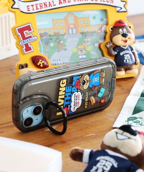 niko and...（ニコアンド）の「【BILLY(ビリー)】スタンド付きクリアiPhoneケース（iPhone14/15）（スマホケース/カバー・レディース・ブラック/その他1・0）」の2枚目の写真