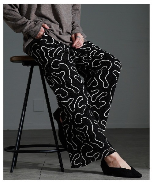 Sawa a la mode(サワアラモード)の「ウェーブコード刺繍イージーワイドパンツ(その他パンツ・レディース・カーキ/ブラック・FREE)」の14枚目の写真