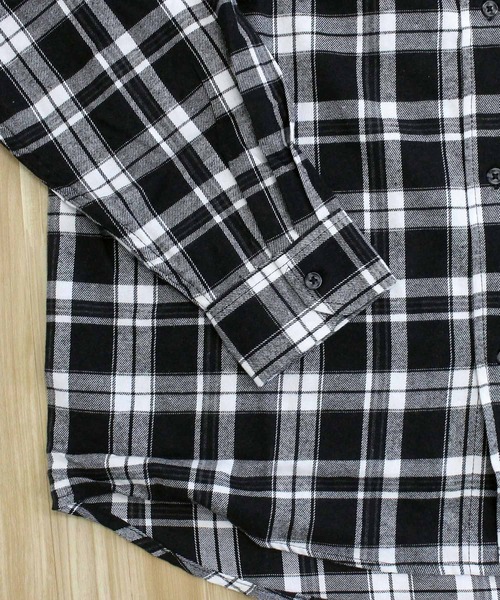 TopIsm(トップイズム)の「ネル起毛長袖チェックシャツ(シャツ/ブラウス・メンズ・ブラック系その他/ホワイト/レッド/グリーン/マスタード/ネイビー/ブラック・M/L/LL)」の10枚目の写真