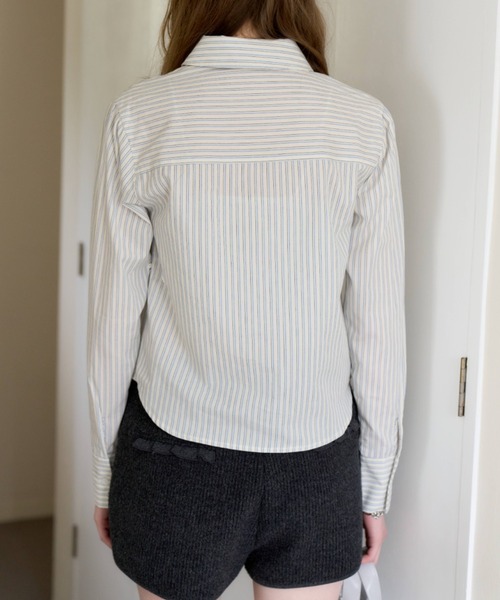 GIUNON（ジウノン）の「round collar stripe shirt / ラウンドカラーストライプシャツ（シャツ/ブラウス・レディース・アイボリー/ブルー・FREE）」の8枚目の写真