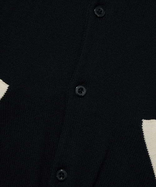 COVERNAT(カバーナット)の「Cロゴニットバスティジャケットネイビー(ブルゾン・メンズ・その他・SMALL/MEDIUM/LARGE/X-LARGE)」の11枚目の写真
