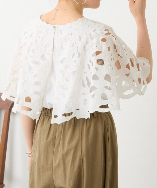 BEARDSLEY(ビアズリー)の「カットワークボレロ(シャツ/ブラウス・レディース・ブラック/ホワイト・FREE)」の2枚目の写真
