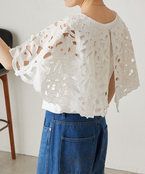 BEARDSLEY(ビアズリー)の「カットワークボレロ(シャツ/ブラウス・レディース・ブラック/ホワイト・FREE)」の11枚目の写真