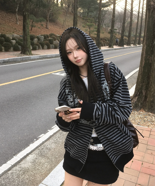 Proto Stripe Hoodie Zip Up Black — чёрная худи‑куртка с полосами и молнией
