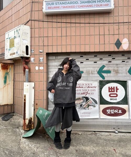 IDWS(アイドンワナセル)の「Proto Stripe Hoodie Zip Up Black(パーカー・レディース・その他・1/2/0)」の3枚目の写真