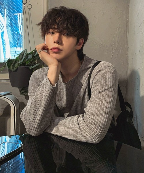 NOWLE(ノウル)の「【NOWLE】カットオフエッジ 凹凸テクスチャー リラックスフィット カットソー(Tシャツ/カットソー・メンズ・ブラック/グレー・MEDIUM/LARGE/X-LARGE)」の19枚目の写真