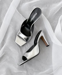 MAMIAN（マミアン）の「スクエアトゥ シンプルミュール (9.0cmヒール)（サンダル）」