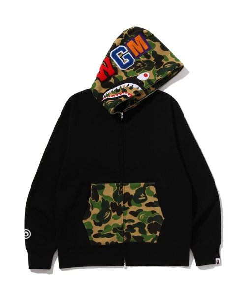 A BATHING APE（アベイシングエイプ）の「ABC CAMO SHARK FULL ZIP HOODIE（パーカー・メンズ・ブラック/グレー/レッド・LARGE/XX-LARGE/SMALL/X-LARGE/MEDIUM）」の2枚目の写真