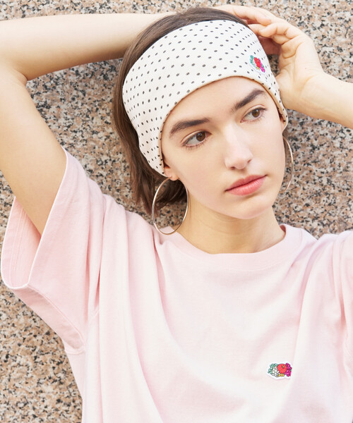 FREAK'S STORE（フリークスストア）の「FRUIT OF THE LOOM × FREAK'S STORE/フルーツオブザルーム 別注 ドット フライス ヘアバンド（ヘアバンド・レディース・オフホワイト/ブラック/チャコール・ONE SIZE）」の4枚目の写真