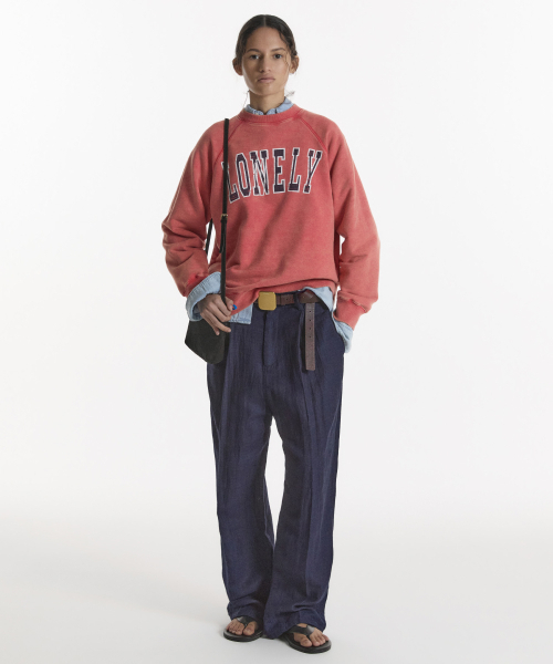 NOHANT(ノアン)の「LONELY/LOVELY 90s WASHED SWEATSHIRT RED(スウェット・レディース・レッド・SMALL/MEDIUM/LARGE)」の2枚目の写真
