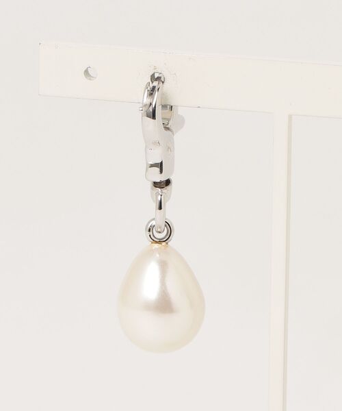 Vivienne Westwood MAN（ヴィヴィアンウエストウッドマン）の「MAN. CLAUDE SINGLE EARRING（ピアス（片耳用）・メンズ・シルバー・FREE）」の2枚目の写真