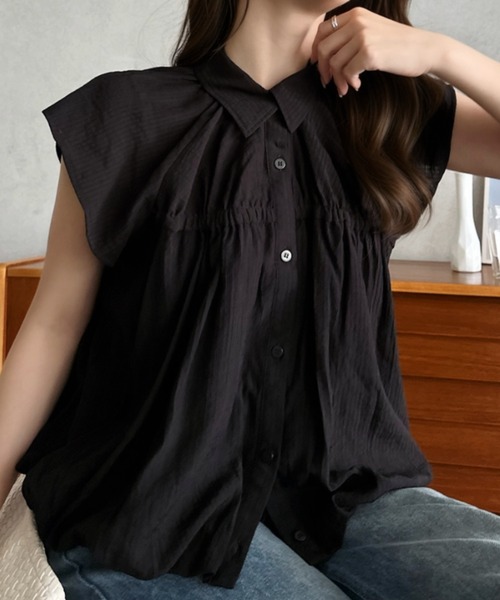 Eclat one(エクラワン)の「【Eclat one】 ニュアンス ストライプ バルーン シャーリング シャツ(シャツ/ブラウス・レディース・オフホワイト/ブルー/ブラック・FREE)」の1枚目の写真