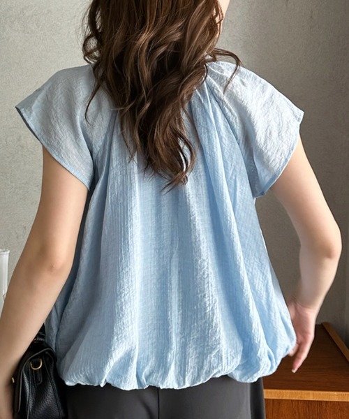 Eclat one(エクラワン)の「【Eclat one】 ニュアンス ストライプ バルーン シャーリング シャツ(シャツ/ブラウス・レディース・オフホワイト/ブルー/ブラック・FREE)」の18枚目の写真