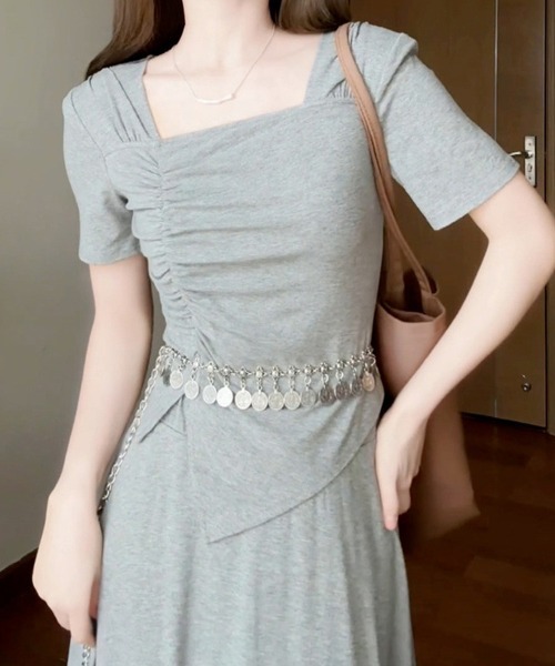mielu(ミエル)の「スクエアネックT&ロングスカートセット(セットアップ・レディース・ブラック/グレー・MEDIUM/LARGE)」の12枚目の写真