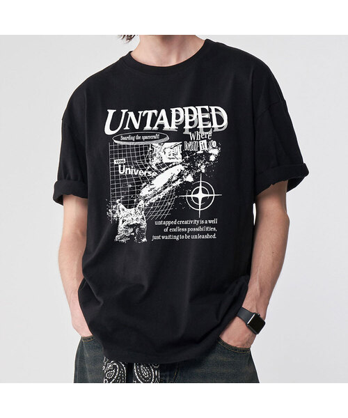UNTAPPED STUDIO（アンタップドスタジオ）の「ユニバースキャットグラフィティピュアコットンビッグオーバーサイズ半袖Tシャツ2COLOR（Tシャツ/カットソー・レディース・ホワイト/ブラック・S/M(95)/L/XL）」の2枚目の写真
