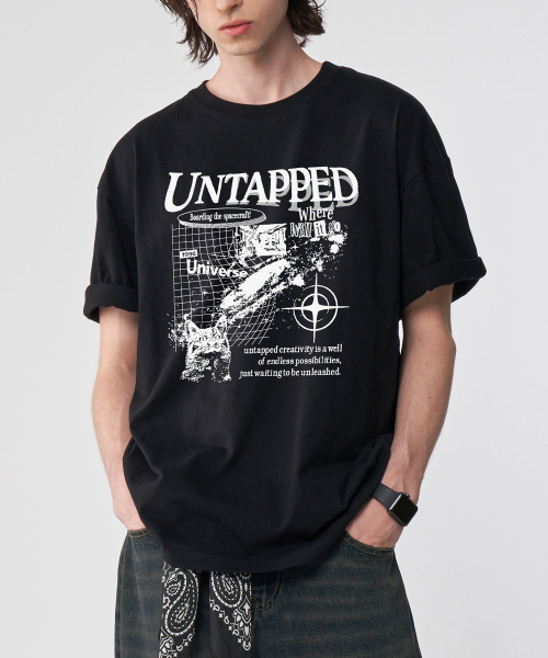 UNTAPPED STUDIO（アンタップドスタジオ）の「ユニバースキャットグラフィティピュアコットンビッグオーバーサイズ半袖Tシャツ2COLOR（Tシャツ/カットソー・レディース・ホワイト/ブラック・S/M(95)/L/XL）」の5枚目の写真