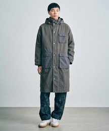 sneeuw（スニュウ）の「フォールドフードアウター（その他アウター）」