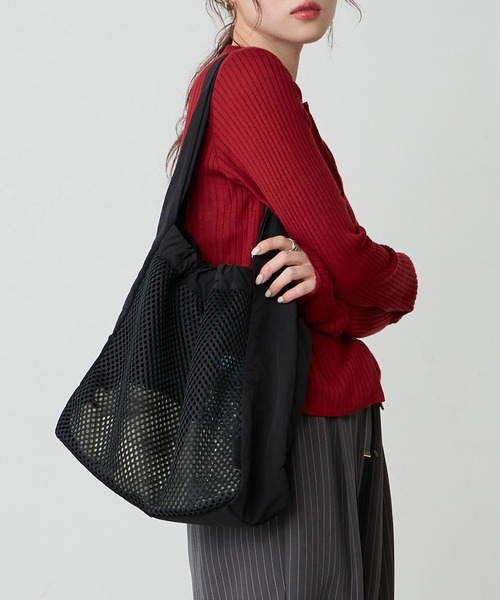 BONLECILL Marche（ボンルシールマルシェ）の「【BONLECILL Marche】《A4収納》デイリーメッシュワンハンドルトートバッグ（トートバッグ・レディース・ネイビー/アイボリー/ブラック・FREE）」の7枚目の写真