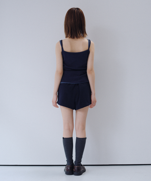 OHESHIO（オヘシオ）の「BASIC RIBBED V-NECK SLEEVELESS, NAVY（Tシャツ/カットソー・レディース・その他・FREE）」の4枚目の写真